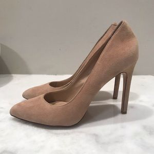 Pour la Victoire pumps